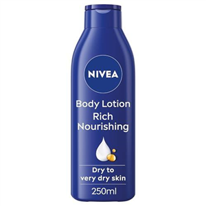 NIVEA Rich Nourishing Body Lotion (250ml), Rich 72H Hydration NIVEA Moisturiser for Dry Skin Made with Deep Moisture Serum and Almond Oil, Intensive Hydration NIVEA Body Lotion